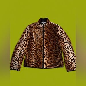 Vintage Y2K brown and black leopard/animal print zip up jacket. Dressbarn